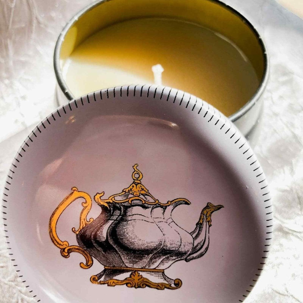 Fringe Studio Golden Teapot Candle -‎ 10 hr burn - Mulberry & Lily scented